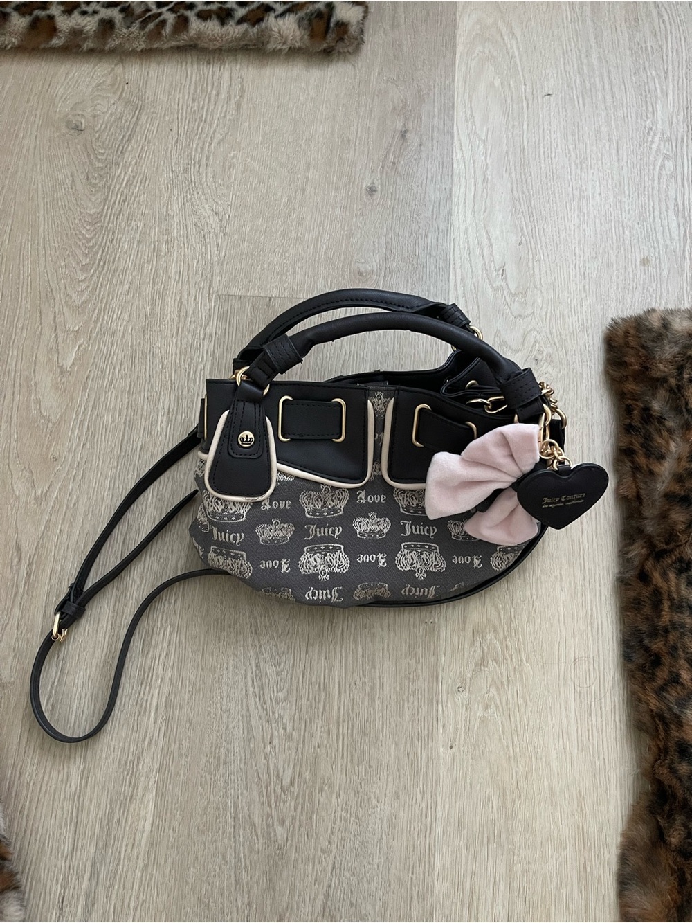 Juicy couture juicy fan club satchel bag with Pink Bow Charm